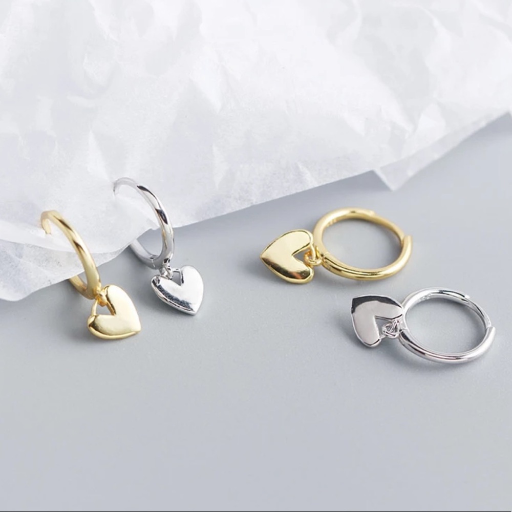 NEW 925 STERLING SILVER HEART HOOP EARRINGS, NICE EARRINGS, CUTE EARRINGS - Picture 5 of 7